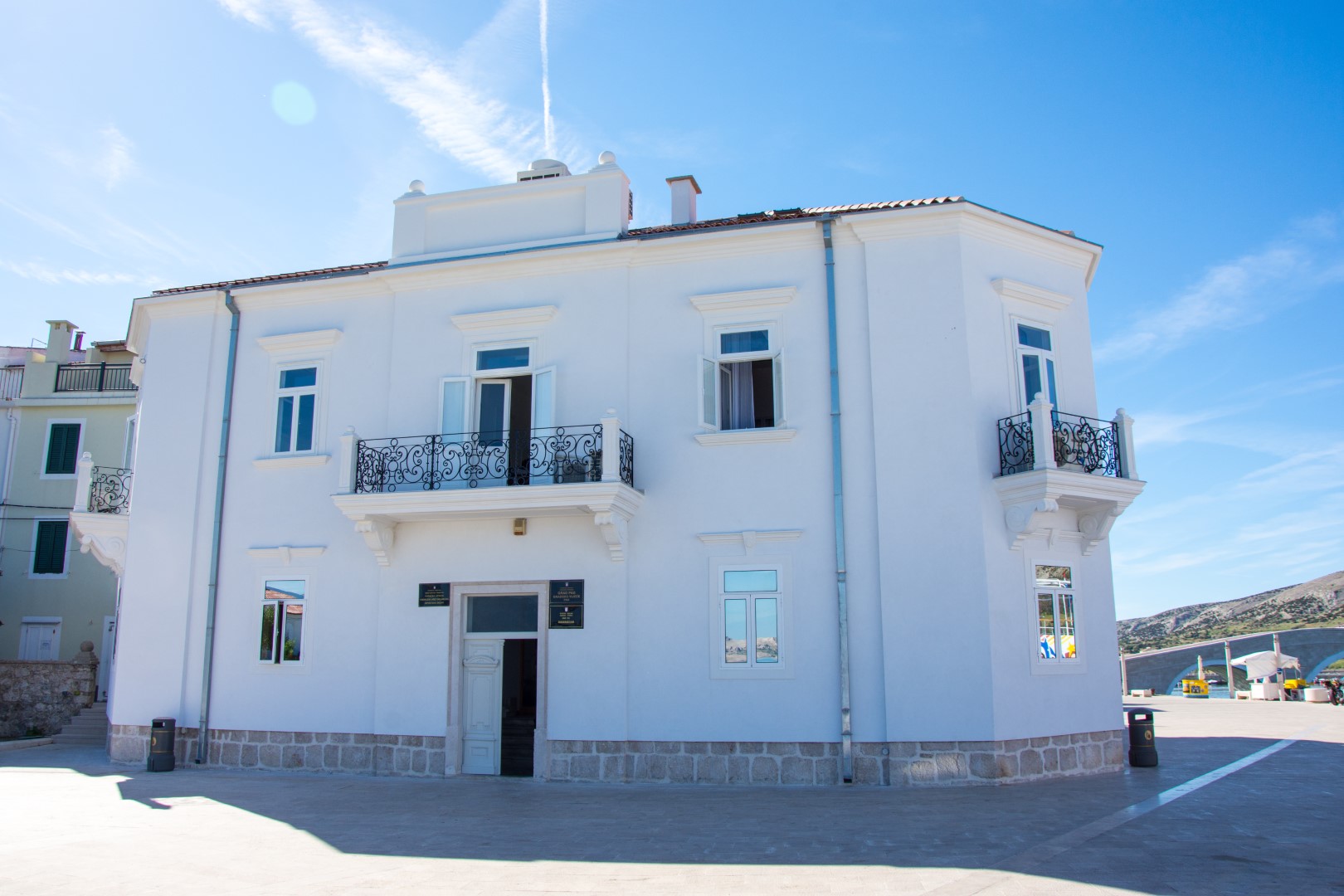 Reagiranje gradonačelnika Paga na radionicu „O pokrivači” u organizaciji CZK Novalja