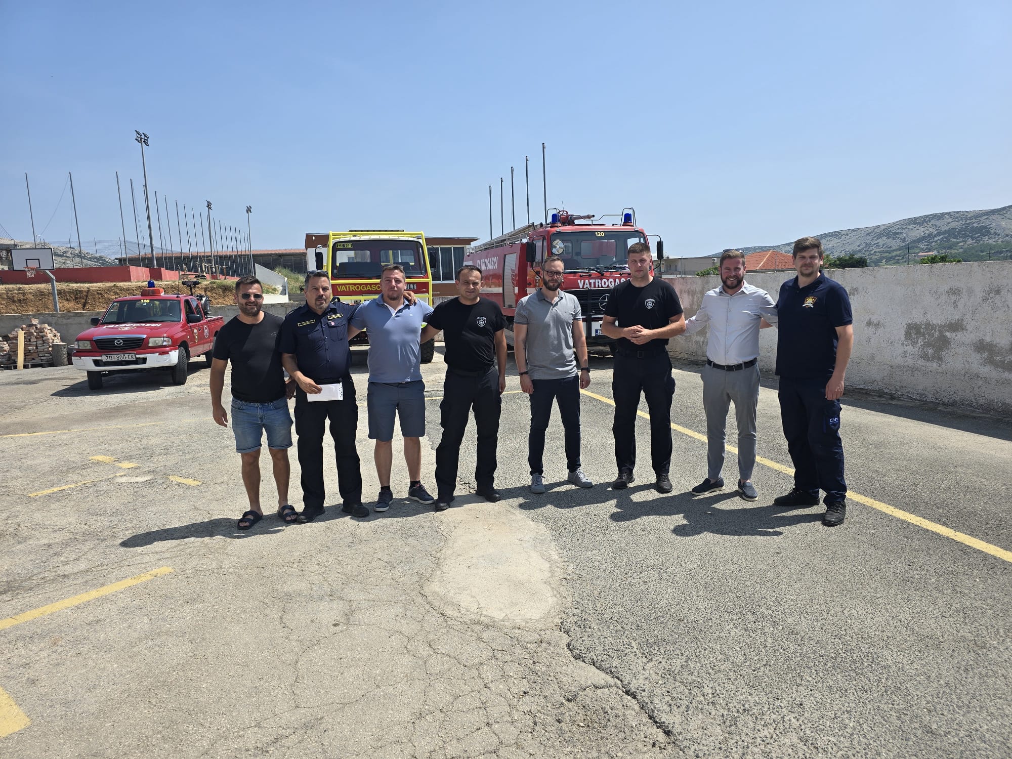 Gradonačelnik Stipe Žunić posjetio Javnu vatrogasnu postrojbu Pag 