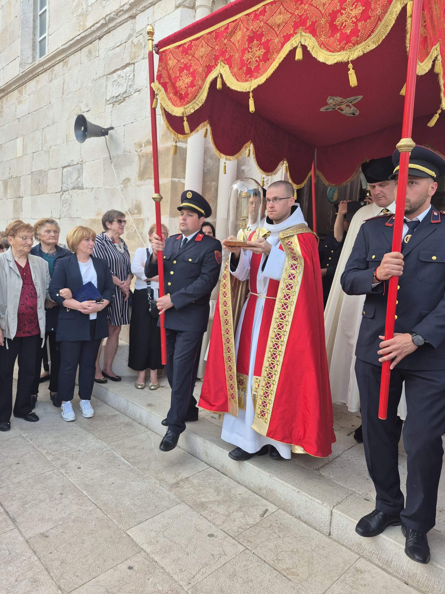 Proslava Svetog Trna svečano obilježena u Pagu