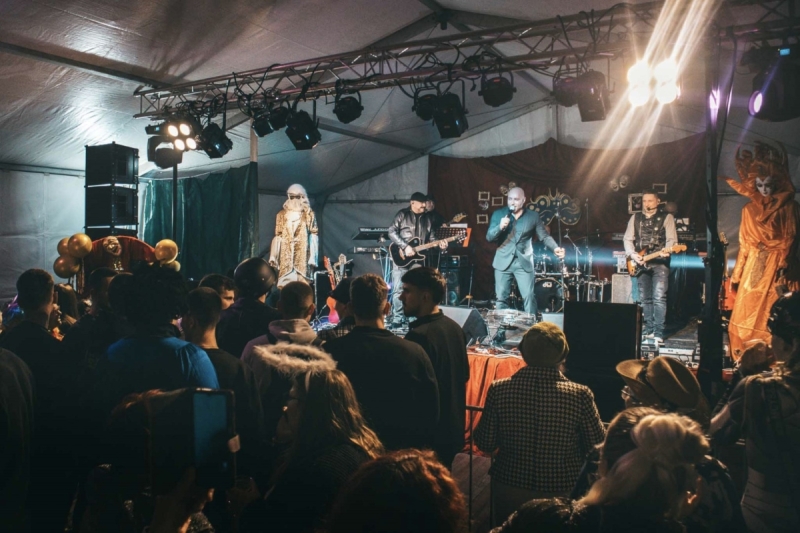 74-ELVISSMITKARNEVAL26-0714