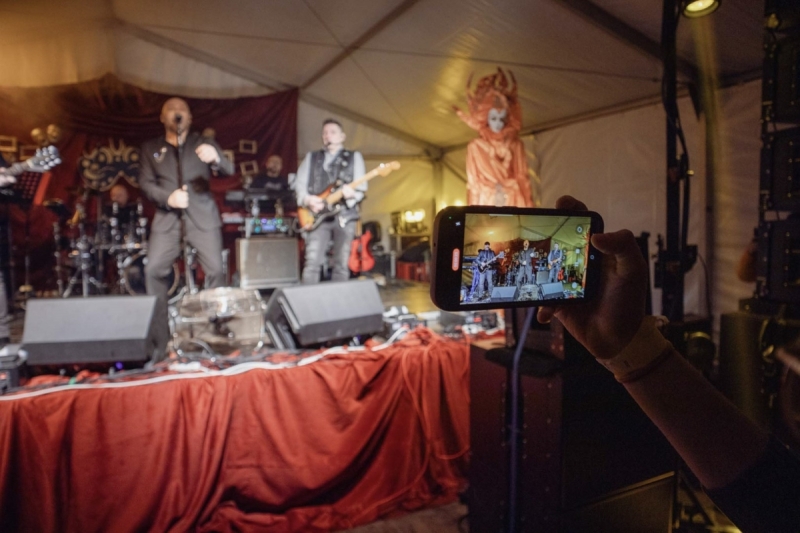75-ELVISSMITKARNEVAL26-0733